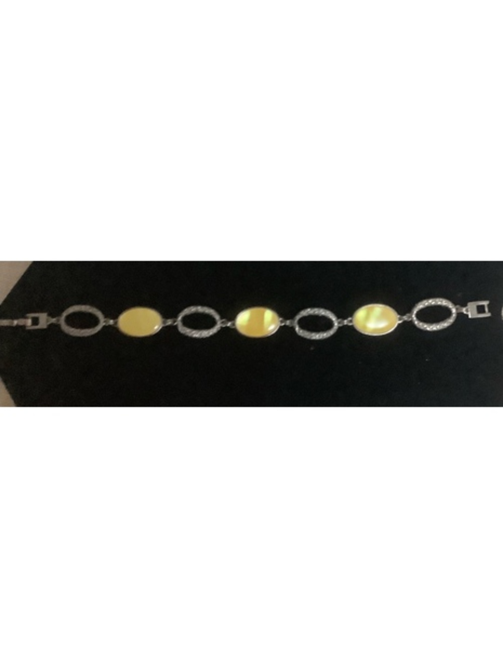 Vintage Liz Claiborne LC Bracelet Yellow Cream Cabochon Silver Tone Oval Link
